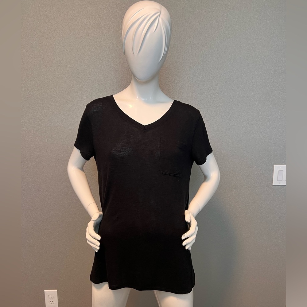 St. John’s Bay T-Shirt - Women - Black - M